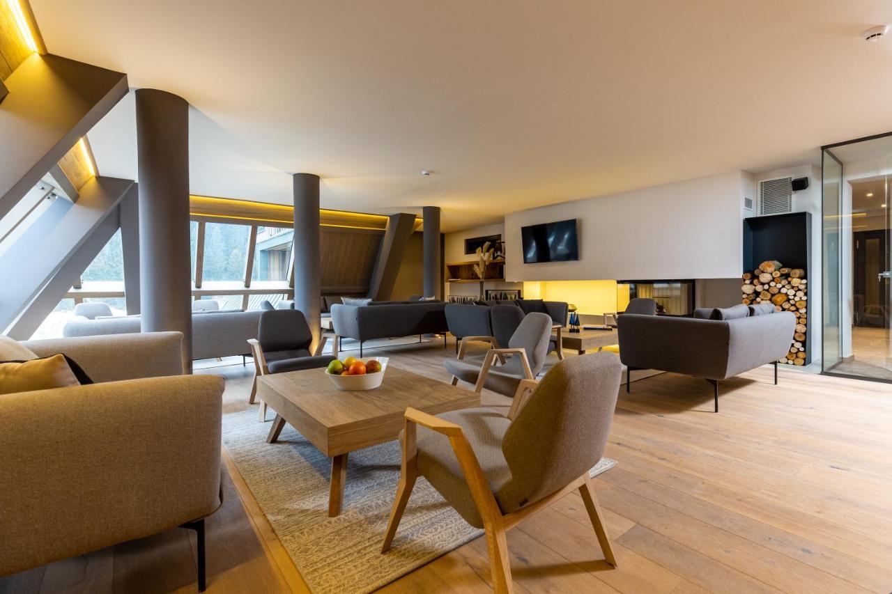 Hotel Monti Spa & Wellness Hadzici Bagian luar foto