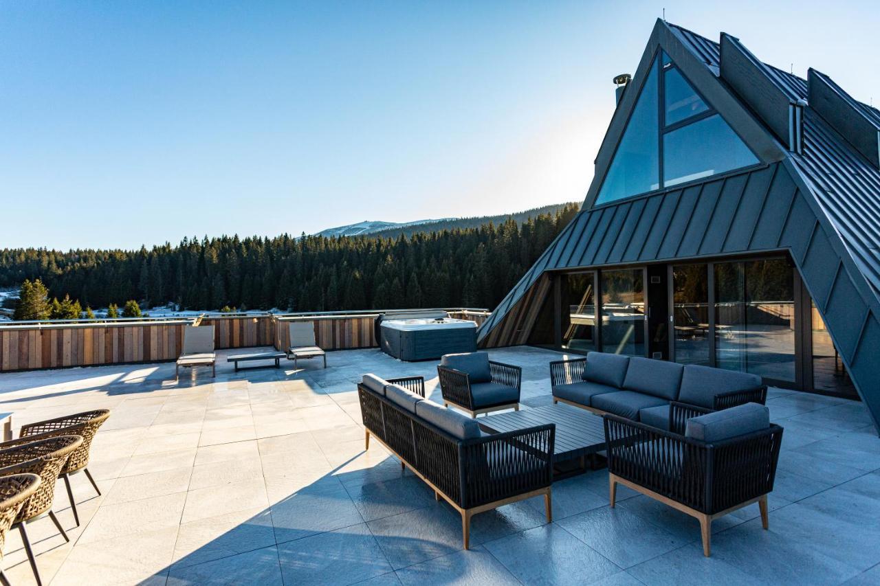 Hotel Monti Spa & Wellness Hadzici Bagian luar foto