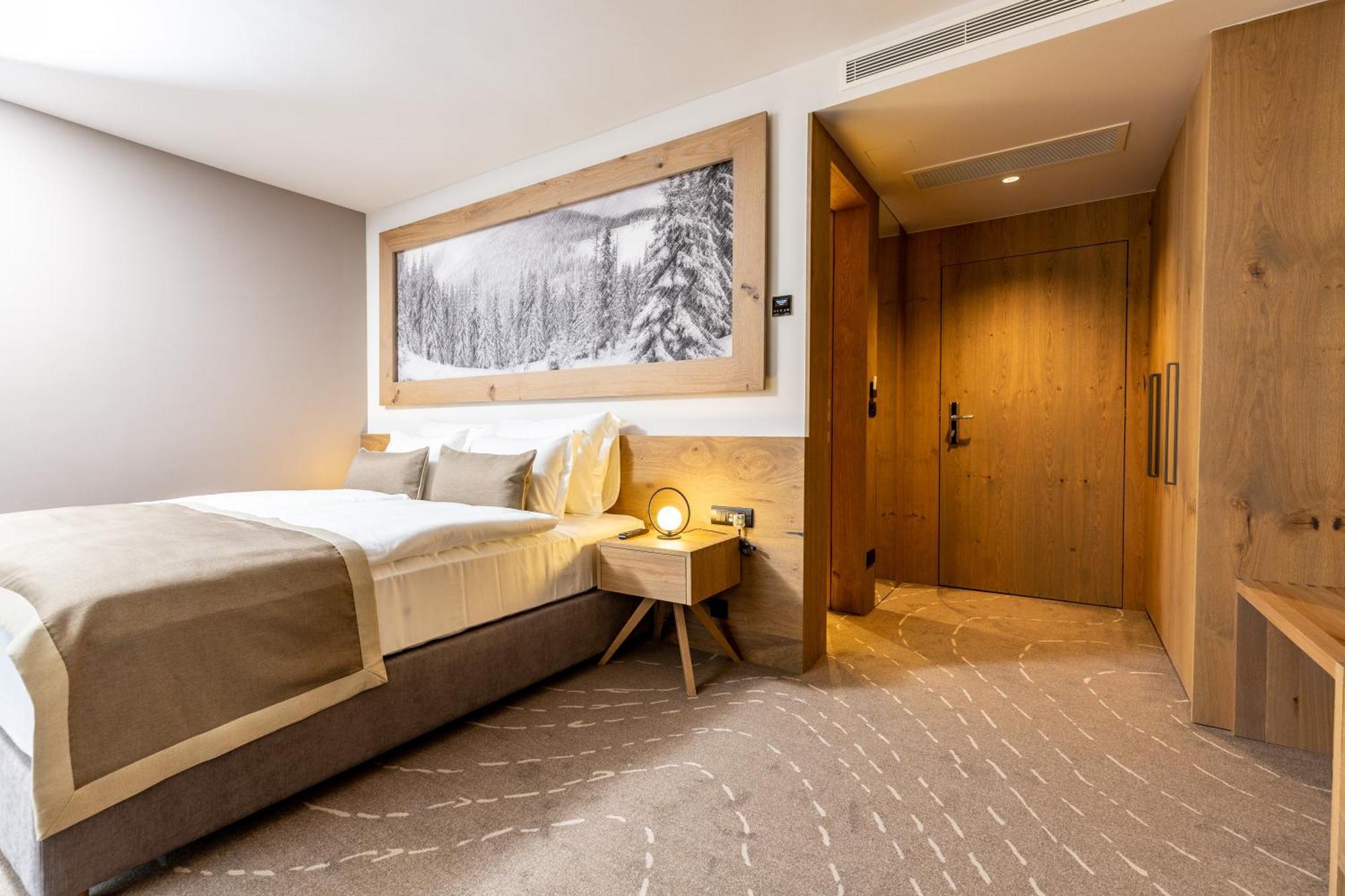 Hotel Monti Spa & Wellness Hadzici Bagian luar foto