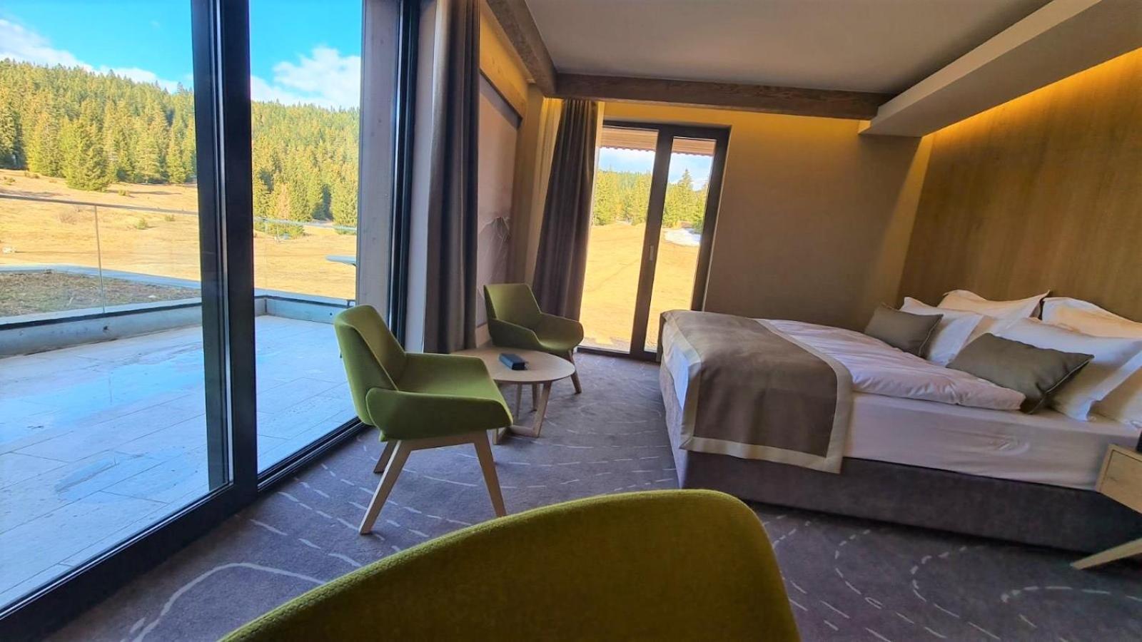 Hotel Monti Spa & Wellness Hadzici Bagian luar foto